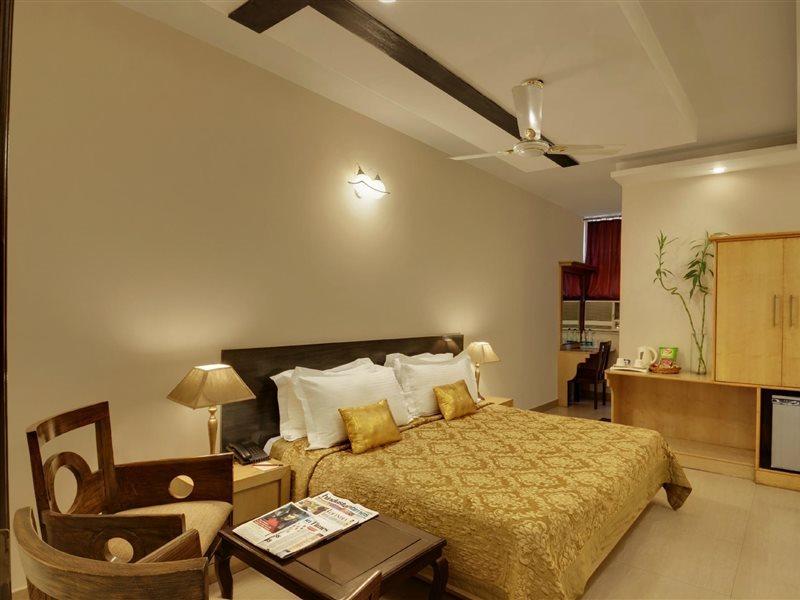 Hotel Maya 'New Delhi' 外观 照片