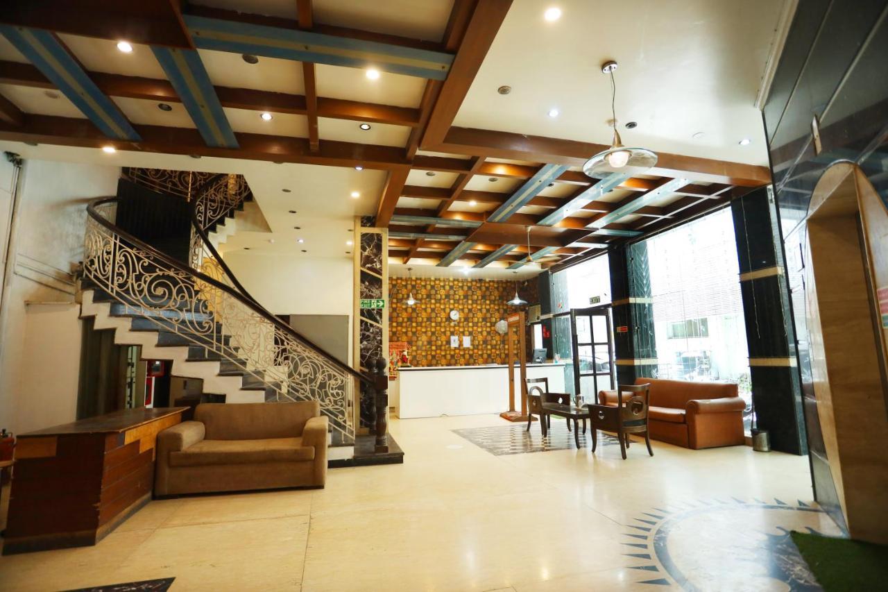 Hotel Maya 'New Delhi' 外观 照片