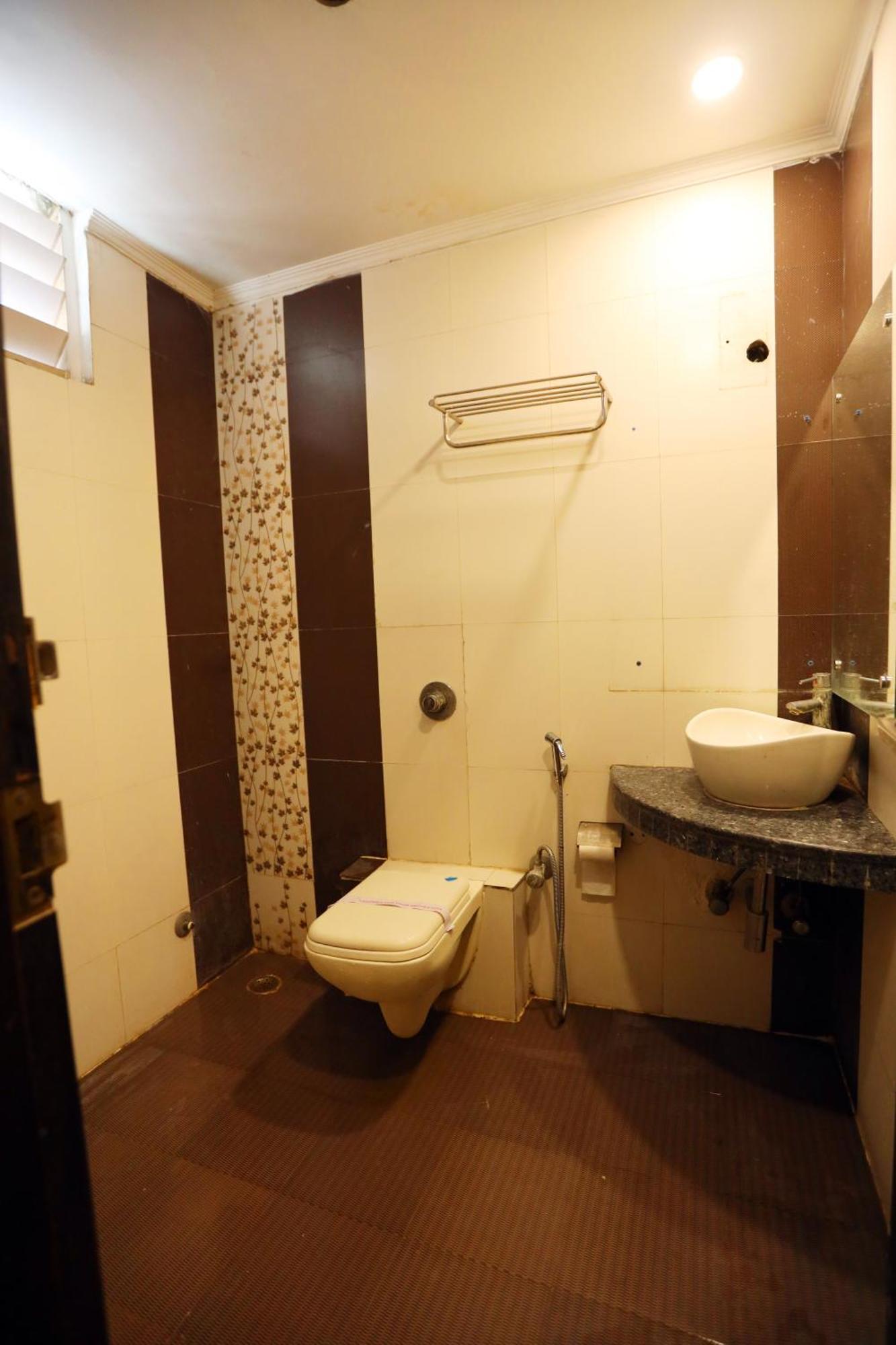 Hotel Maya 'New Delhi' 外观 照片