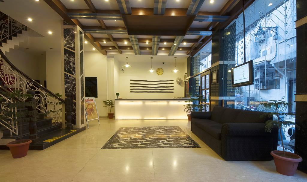 Hotel Maya 'New Delhi' 外观 照片