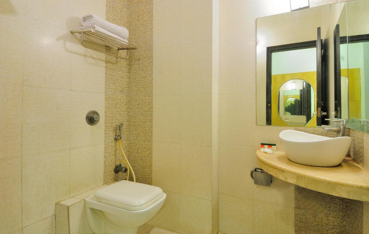 Hotel Maya 'New Delhi' 外观 照片