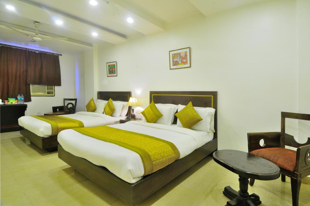 Hotel Maya 'New Delhi' 外观 照片
